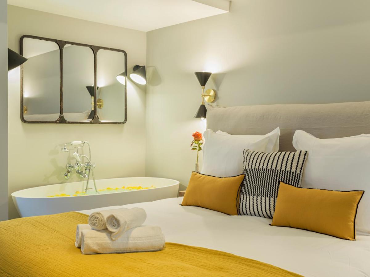 Fabulous Grey Apartment Париж Екстериор снимка